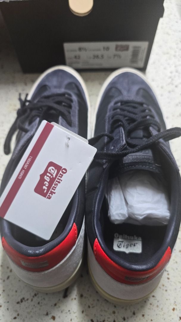 Onitsuka tiger (Category: Sneakers) located in Quezon City. Submitted by ilingad02 (Listing ID 1367451154, Image 2). Description: Size 8.5 us Never use HSINTI model.