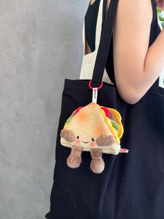 (Category: ) located in . Submitted by yeoitsme (Listing ID 1367394031, Image 1). Description: .