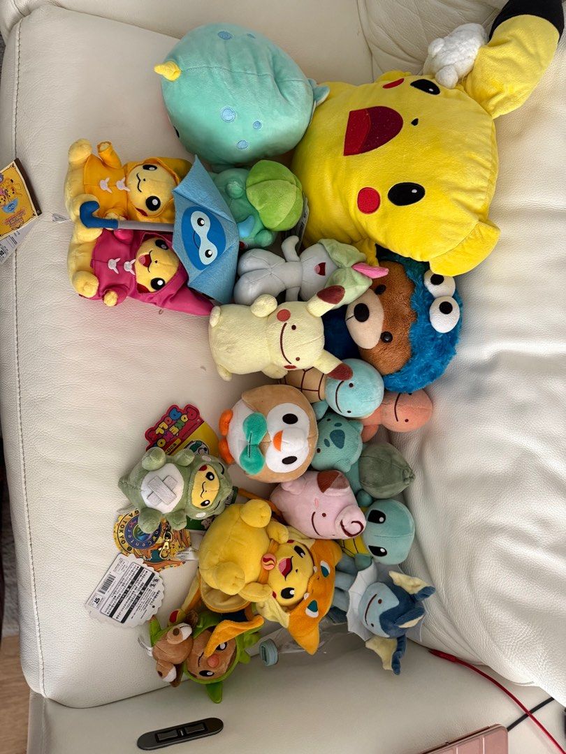 Pokémon公仔 （分類：絨毛玩具）位於 Hong Kong。 由 letsbuysometoy 提交（商品編號 1367327515，圖片 1）。簡介： 全部公仔買返嚟一直擺，冇玩過，希望搵到有心人收留佢哋，請自由出價🥰。