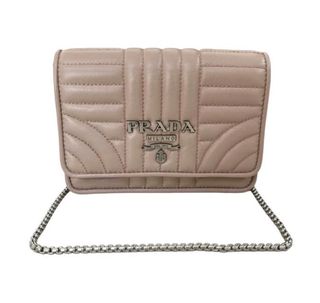 (Category: ) located in . Submitted by astonandariana (Listing ID 1367298082, Image 1). Description: .