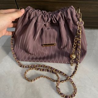 (Kategori: ) berada di . Dikirim oleh pretty.secondhands (ID iklan 1367465410, Gambar 1). Deskripsi: .
