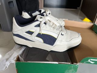 (Category: ) located in . Submitted by jun.wei.581730 (Listing ID 1367394193, Image 1). Description: .