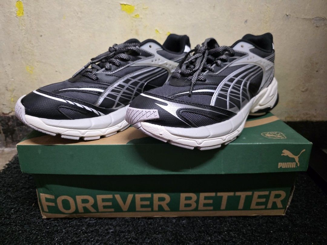 PUMA VelophasisBorninthe200s (Category: Sneakers) located in Manila. Submitted by jkram0721 (Listing ID 1367442111, Image 2). Description: PUMA Black VelophasisBorninthe2000s Original Price 8,000 Php Color: Black Comes with Box REASON FOR SELLING: Wrong Size, Size 11 Negotiable.