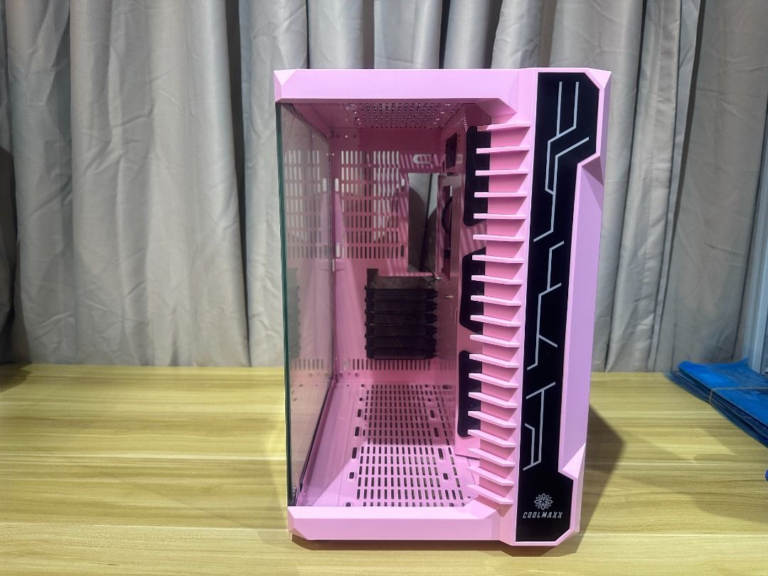 Robin 3 Pink Gaming CPU Case - Brandnew (Category: Computer Parts) located in Manila. Submitted by spartan092389 (Listing ID 1367419338, Image 1). Description: Robin 3 Pink Gaming CPU Case - Brandnew Dual Chamber ATX Tempered Glass Gaming Chasis Full tower design accommodates various motherboard types, including ATX and M-ATX, ensuring compatibility with a wide range of components. With ample space for multiple fans and a water cooling option, it
