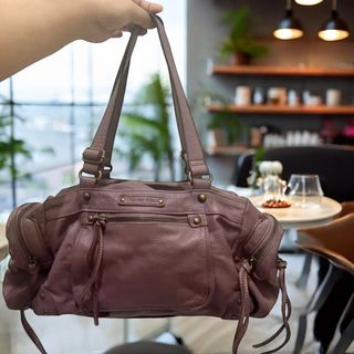 (Kategori: ) berada di . Dikirim oleh ayziacollection_93 (ID iklan 1367466894, Gambar 1). Deskripsi: .