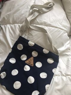 （分類：）位於 。 由 s.taping_bear 提交（商品編號 1367344293，圖片 1）。簡介： 。