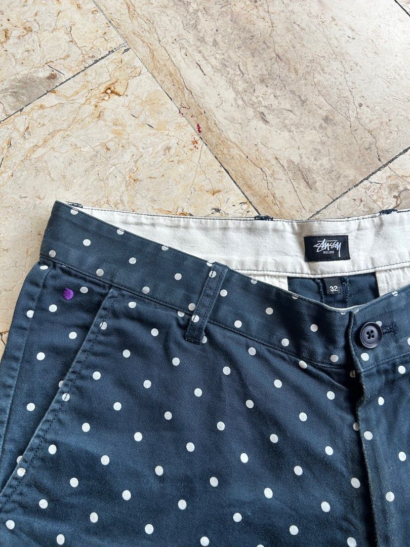 Stussy Short (Category: Shorts) located in Calamba. Submitted by jannstuff (Listing ID 1367317883, Image 3). Description: Stussy Short Size: 32 Good condition Price: 500 + shipping fee Measurements: 32” (inches) waist 18.5” ( inches) length 8” (inches) inner leg length 9” (inches) width of leg end.
