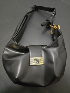 (Category: ) located in . Submitted by nvong (Listing ID 1367407420, Image 1). Description: .