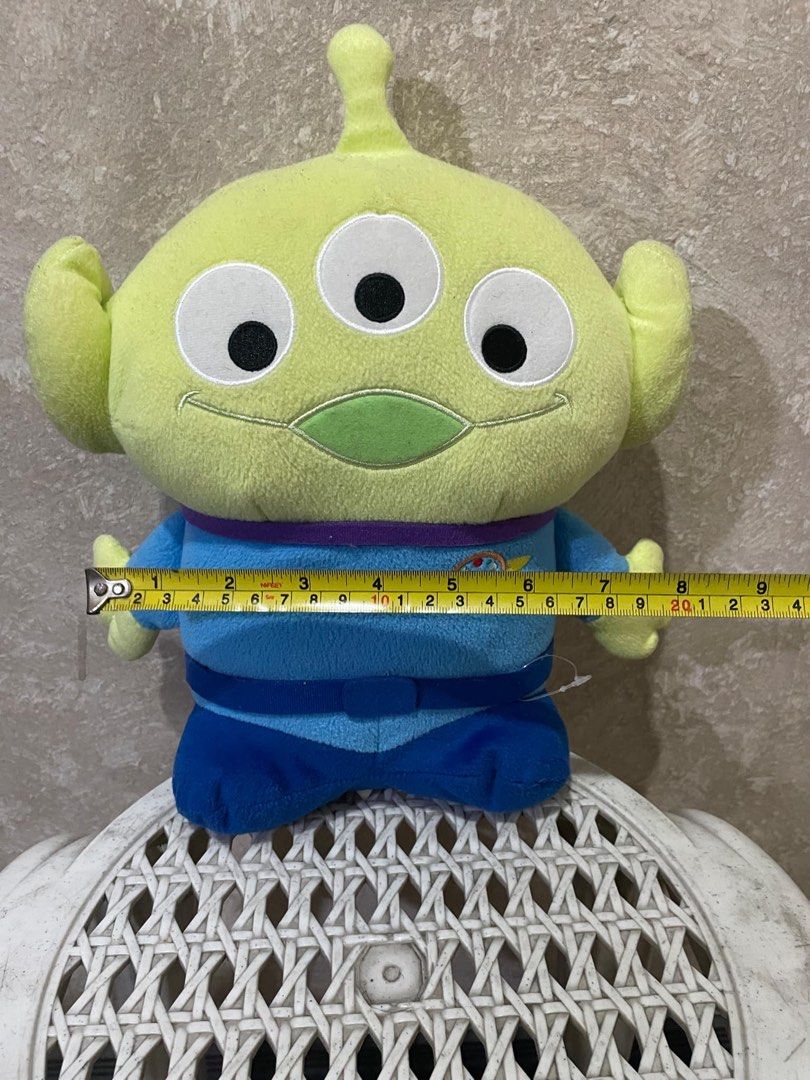 Toy Story Stuff Toy (Alien) (Category: Plushies & Soft Toys) located in Manila. Submitted by karengo815 (Listing ID 1367340030, Image 2). Description: Meet up c/o buyer Paco, LRT Pedro gil, LRT abad santos, LRT Bambang, welcome rotonda.
