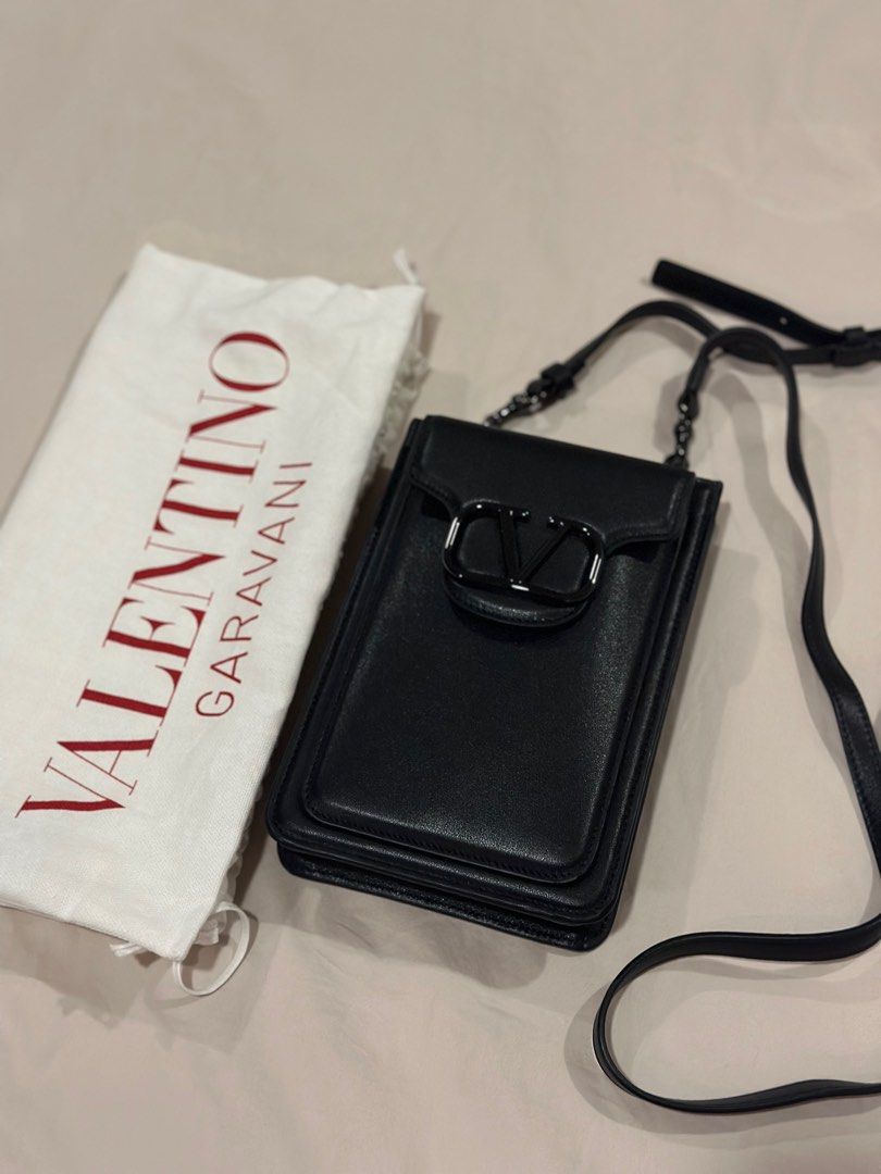 Valentino V-Logo Crossbody (Category: Luxury Bags & Wallets) located in Taguig. Submitted by ericalopez (Listing ID 1367457802, Image 2). Description: Valentino V-Logo Crossbody Price: 29,000 Brand new, with dust bag and care card 100% Authentic Location: Pick up Or Delivery via lalamove or lbc.