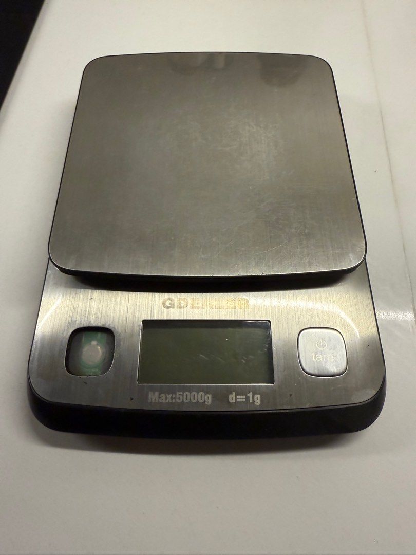 Weighing scale for food (Category: Health Monitors & Weighing Scales) located in Pasig City. Submitted by roadtominimalism09 (Listing ID 1367471631, Image 2). Description: NOT WORKING, you can have it fixed. But not working. .