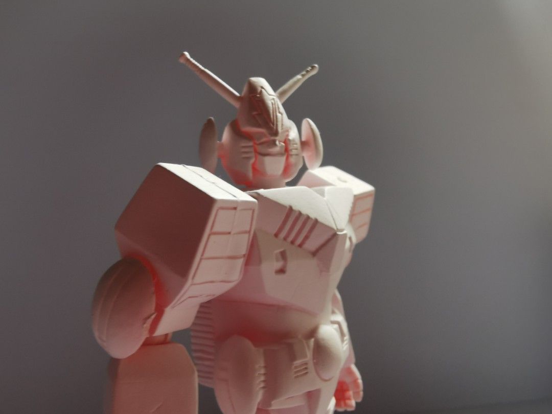 White Combattler V figure (Category: Figurines & Statues) located in Paranaque City. Submitted by planet4k (Listing ID 1367301260, Image 3). Description: Wyswyg Excellent condition 4 to 5 inches.