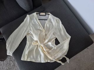 (Category: ) located in . Submitted by nad974 (Listing ID 1367371821, Image 1). Description: .