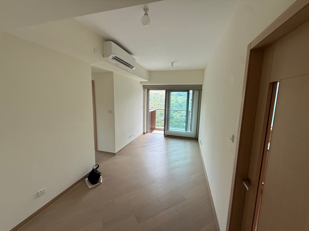 元朗新樓柏瓏 547尺 兩房半 梗廚 放租放賣64116122821250110