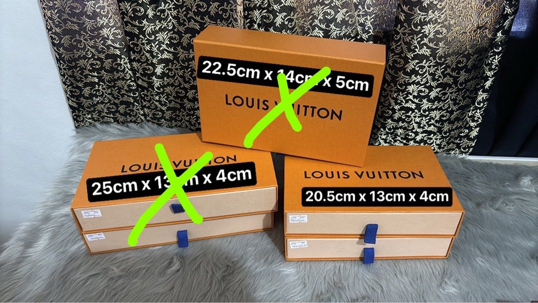 ‼️ Authentic LV Long Wallet Box (Category: Luxury Bags & Wallets) located in Quezon City. Submitted by box.luxebycheng (Listing ID 1319577327, Image 1). Description: 20.5 cm - 850 each 22.5cm & 25cm - 900 each .