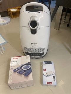 （分類：）位於 。 由 cinnnnnnnnnn 提交（商品編號 1367609255，圖片 1）。簡介： 。