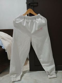(Kategori: ) berada di . Dikirim oleh leuvly (ID iklan 1367622017, Gambar 1). Deskripsi: .