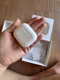 (Category: ) located in . Submitted by helpclearmystuffthanks (Listing ID 1367508764, Image 1). Description: .