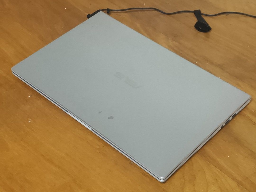 由 wagreat46838 (刊登 ID 1367673455，圖片 2) 提交，位於 台北市 (Taipei) 的 ASUS X515M筆電 (類別：桌上電腦或筆記型電腦)，說明：。