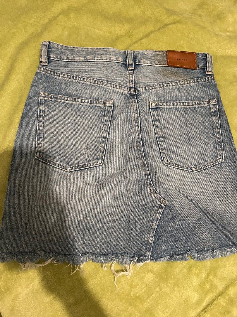 Bangladesh skirt (Category: Skirts) located in Manila. Submitted by cj101010 (Listing ID 1367595291, Image 2). Description: Declutter.