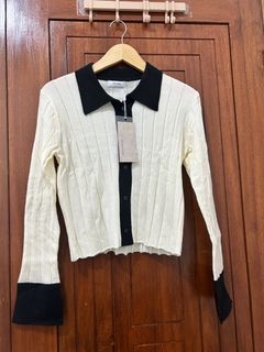 (Kategori: ) berada di . Dikirim oleh uneedclothes (ID iklan 1367663777, Gambar 1). Deskripsi: .