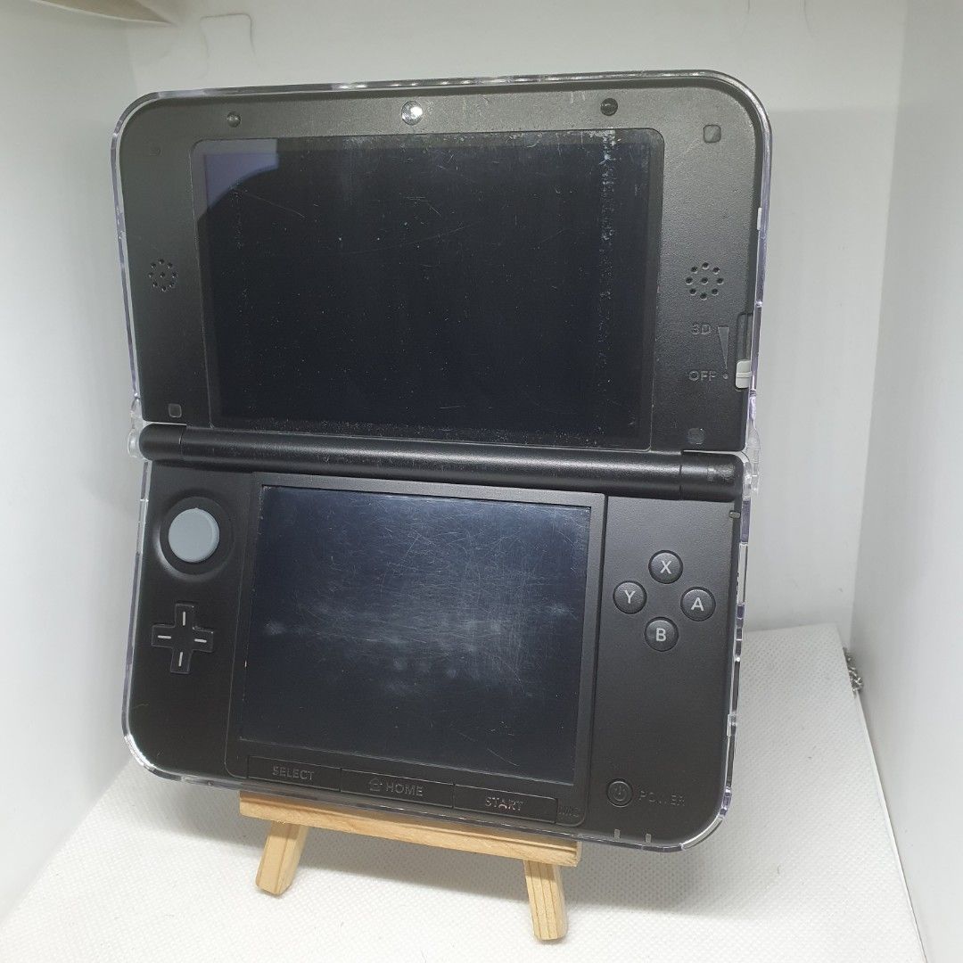 Black Nintendo 3ds XL (Category: Nintendo) located in Quezon City. Submitted by itemsforadoption (Listing ID 1367645647, Image 3). Description: Rfs: Its 2025! Happy New Year! Hoping you have a good year ahead of you! If you have questions feel free to send a message. Though I'll most likely be able to reply from 10am to 8pm. Please be patient and understanding. Decluttering games and items that I've picked up or for friends and family. 5500 -Blac