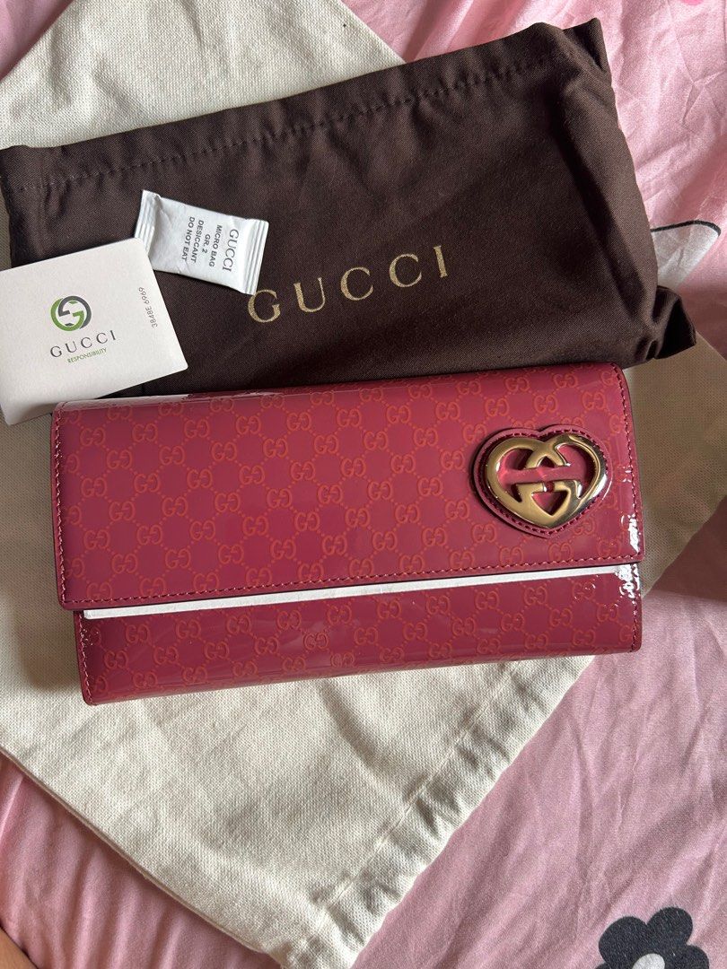 GUARANTEED AUTH 💯BRAND NEW GUCCI WALLET (Category: Luxury Bags & Wallets) located in Quezon City. Submitted by bagsonly2000 (Listing ID 1367507212, Image 1). Description: perfect for mother’s day gift. brand new!.