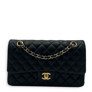 (Category: ) located in . Submitted by carousellluxury (Listing ID 1354242006, Image 1). Description: .