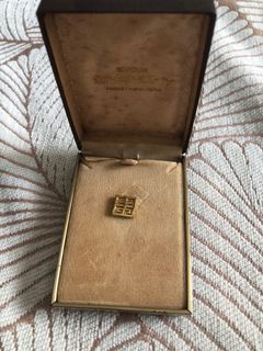 (Category: ) located in . Submitted by anything_sell (Listing ID 1367551713, Image 1). Description: .
