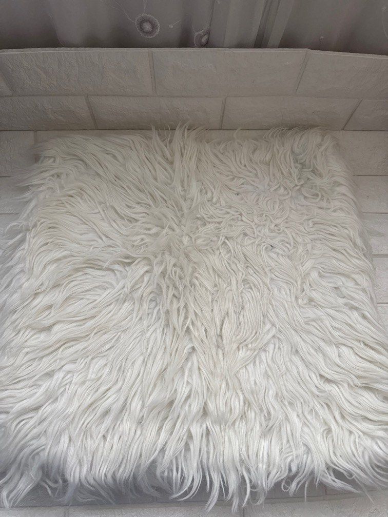 Fur cushion cover