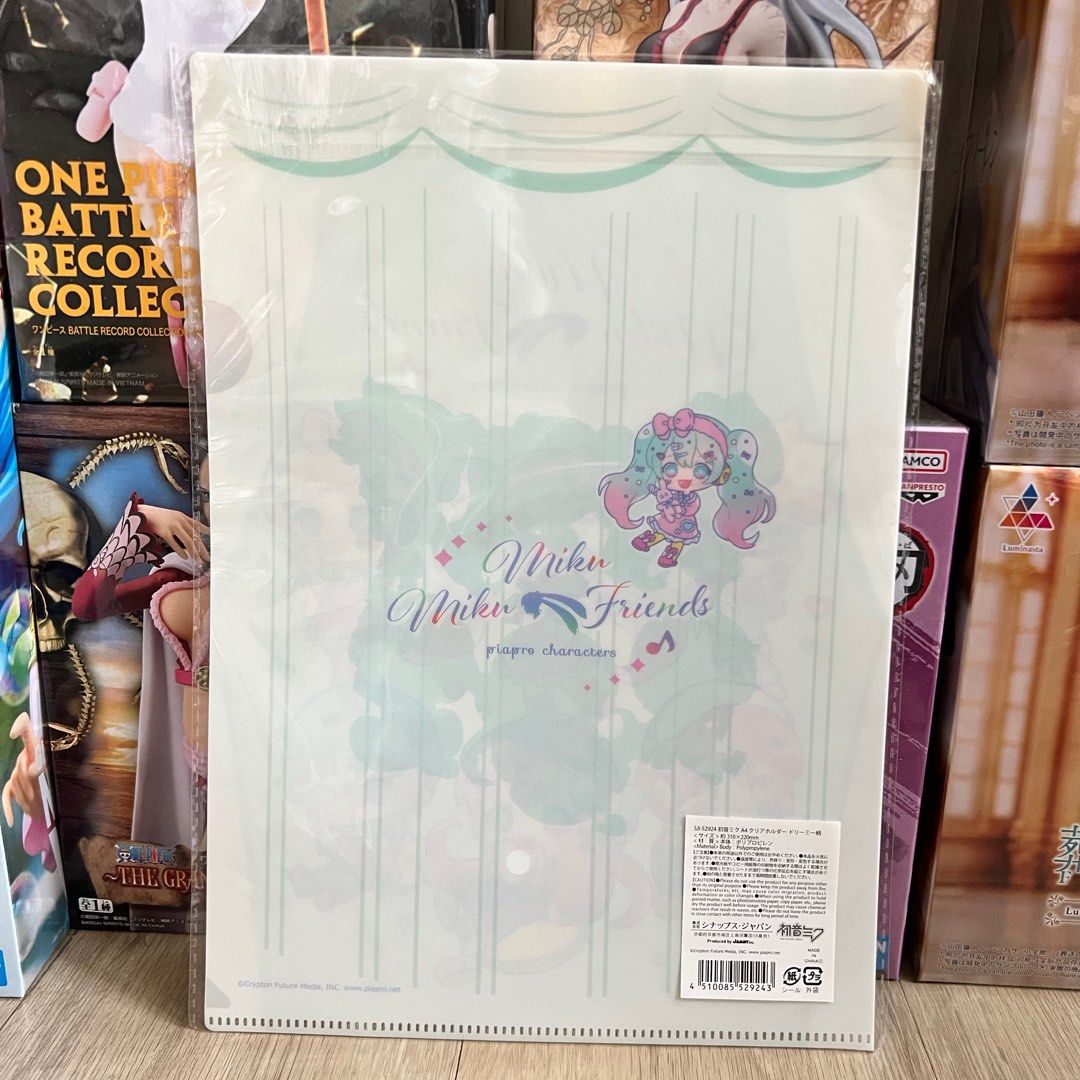 Hatsune Miku with Friends Folder (Category: Stationery & School Supplies) located in Paranaque City. Submitted by songel.co (Listing ID 1367487706, Image 2). Description: Hatsune Miku with Friends Folder Bought in Japan.