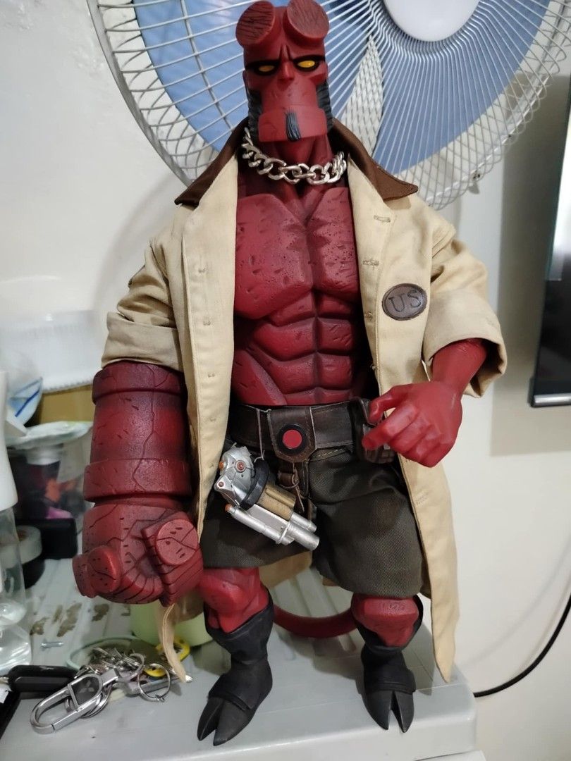 Hell boy rare variant action figure 18inchs (Category: Figurines & Statues) located in Manila. Submitted by chavezjofe92080 (Listing ID 1367613390, Image 1). Description: what you see is what you get.