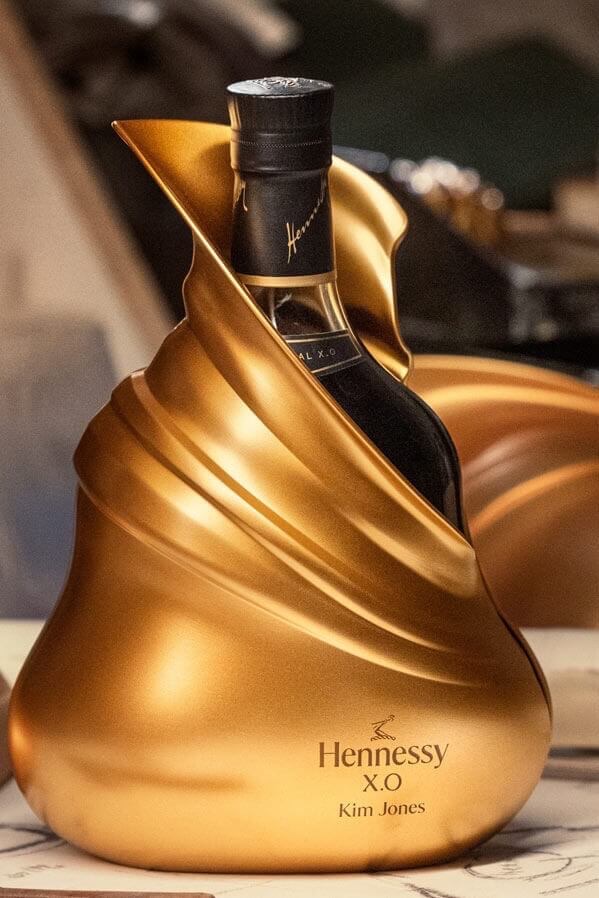 Hennessy X.O by Kim Jones 切り落とせる リミテッドエディション」