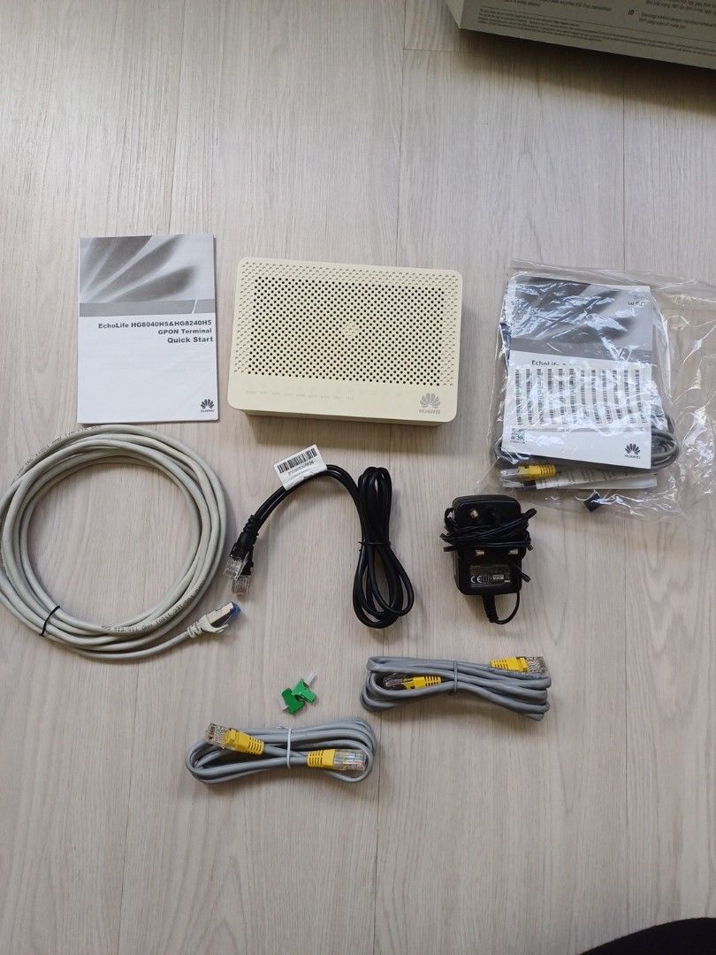 Huawei modem (Category: Cables & Adaptors) located in Singapore. Submitted by wodetian (Listing ID 1367509664, Image 1). Description: .