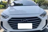 由 davidchu619 (刊登 ID 1367533259，圖片 3) 提交，位於 台北市 (Taipei) 的 Hyundai Elantra 2019款 白色 (類別：汽車出售)，說明：【最具公信力第三方認證車/優選車況】 認證中古車百百種，妳/你看懂哪一種 想要便宜又具法律效益認證的中古車， 所有車款不怕你問，就怕你找錯人。 【消費找上游，帶你成為聰明的購車消費者！！！】 車況與里程公開透明化 --- !!!!!同行勿擾!!!!! Hyundai Elantra 2019款 白色 ❃ 廠牌：Hyundai ❃ 型號：Elantra ❃ 年份：2019 ❃ 車色：白色 ❃ 排氣量：1.6L ❃ 里程：80000km ❃ 引擎燃料：汽油 ❃ 驅動方式：2WD ❃ 乘客數：4門5座 ❃ 售價：22萬 --- ★安全配備 ↗防盜系統 ↗安全氣囊 ↗中控鎖 ↗ABS防鎖死 --- David Line：s.o.n.0619 手機：0938810619 若想了解更多車型，幫我留下您的需求，