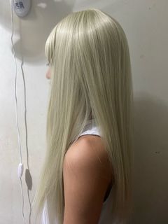 M107 Platinum Long Hair Wig