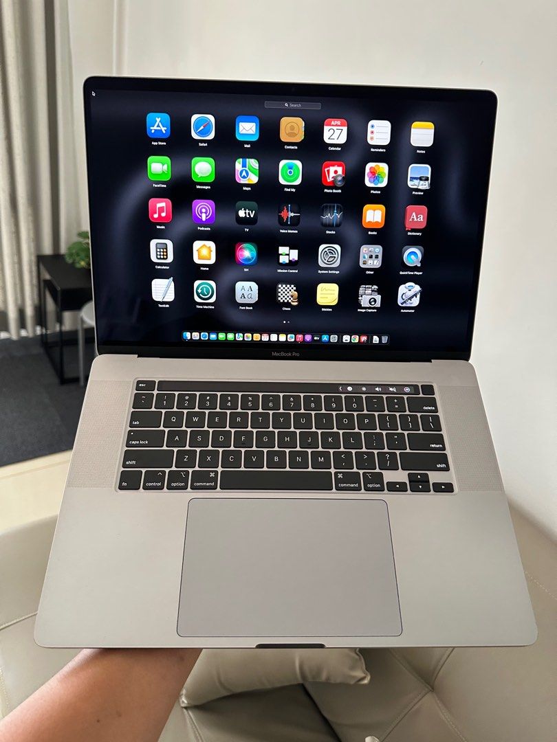 Macbook Pro 16
