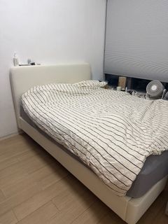 （分類：）位於 。 由 eclair996 提交（商品編號 1367645580，圖片 1）。簡介： 。