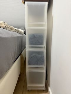（分類：）位於 。 由 eclair996 提交（商品編號 1367646831，圖片 1）。簡介： 。