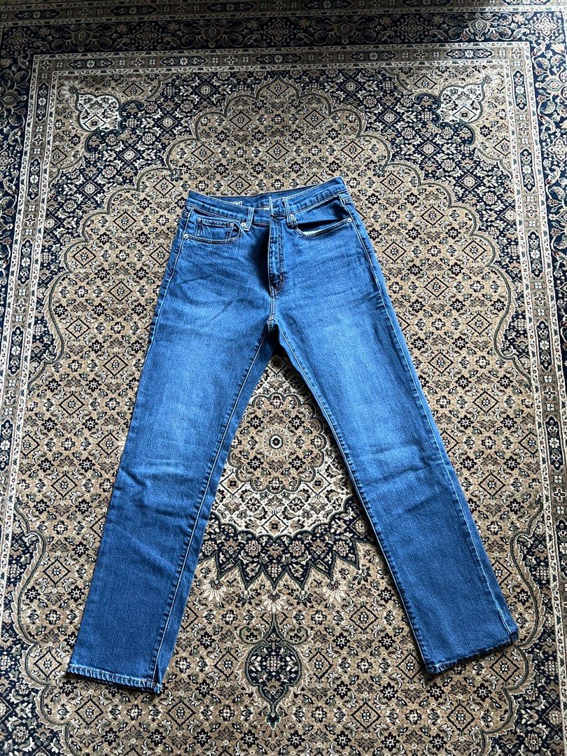 MUJI Straight-fit Jeans (Category: Jeans) located in Makati City. Submitted by mcbmcbmcbmcb (Listing ID 1367567749, Image 2). Description: .