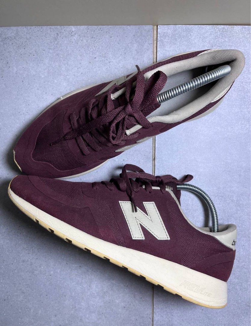 NEW BALANCE 420 MRL, Fesyen Pria, Sepatu Lainnya di Carousell - Main Image