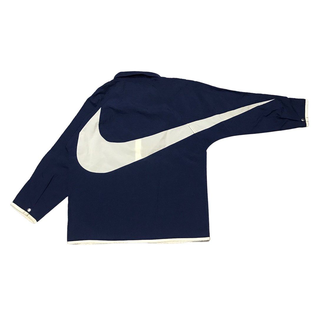 NIKE VINTAGE BIGSWOOSH WINDBRAKER JACKET (Category: Coats, Jackets and Outerwear) located in Marikina City. Submitted by aint.cheap (Listing ID 1367560938, Image 1). Description: NIKE VINTAGE BIGSWOOSH WINDBRAKER JACKET ₱3,500 XL ON TAG W:23.5 L:30 AUTHENTIC NO ISSUE ASNEW CONDI HMU.