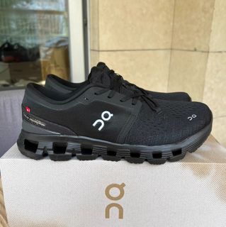 （分類：）位於 。 由 sneakerssssssssssss 提交（商品編號 1365776789，圖片 1）。簡介： 。