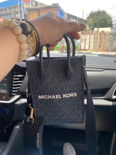 (Category: ) located in . Submitted by sherockxx (Listing ID 1367535703, Image 1). Description: .