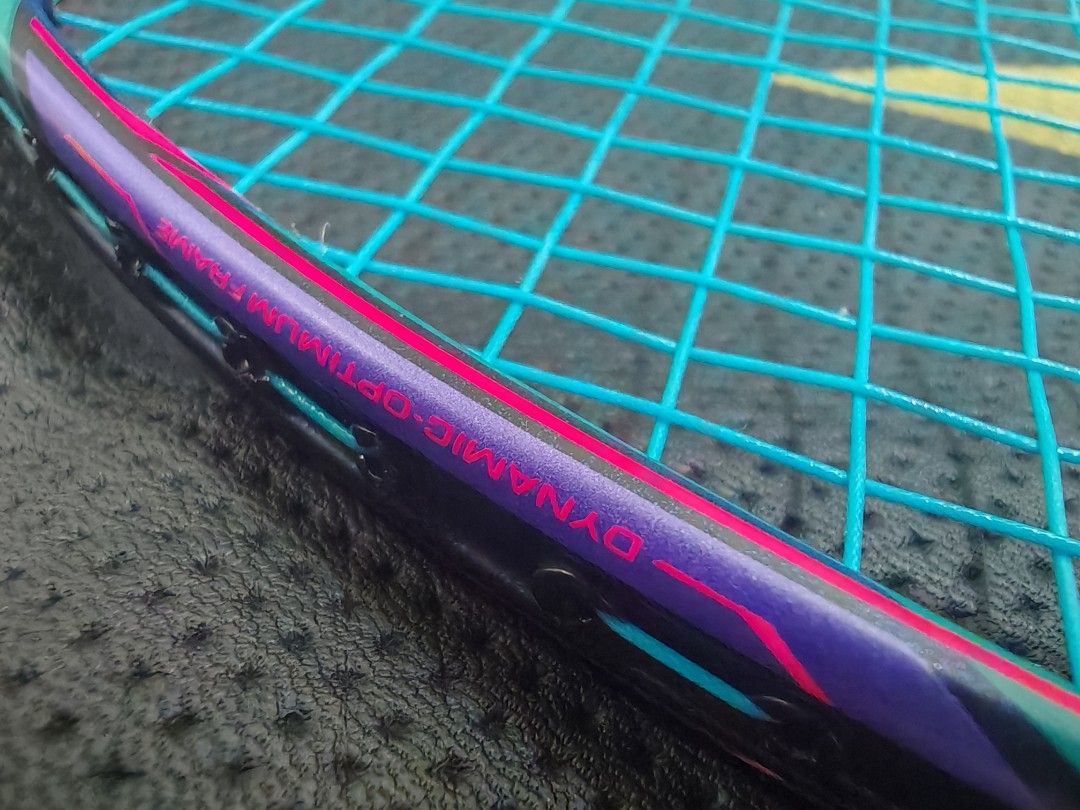 Racket (Category: Racket & Ball Sports) located in Kuala Lumpur. Submitted by azzrifaiz (Listing ID 1367545839, Image 3). Description: LINING AERONAUNYT 6000 I/INSTINCT *Like new *Head Heavy & Easy to Control *Come with bag original.