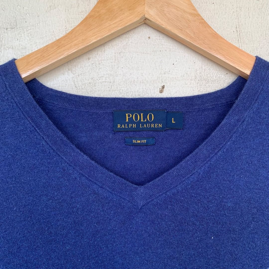 ralph lauren cardigan (Category: Formal Shirts) located in Binmaley. Submitted by xenomorphig (Listing ID 1367607540, Image 3). Description: ralph lauren cardigan 20 x 29 (stretchable ang width) excellent condi issue: may small restitch sa likod unnoticeable color rate: 10/10 needs wash.