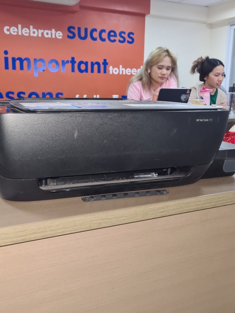 SECOND HAND OLD PRINTER HP INK 315 (Category: Printers, Scanners & Copiers) located in Las Pinas. Submitted by junniesthings (Listing ID 1367541085, Image 1). Description: OLD PRINTER HP INK TANK 315 FOR SALE ONLY FOR 3500 RFS: DECLUTTERING .