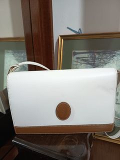 (Kategori: ) berada di . Dikirim oleh librayanti46435 (ID iklan 1367556080, Gambar 1). Deskripsi: .