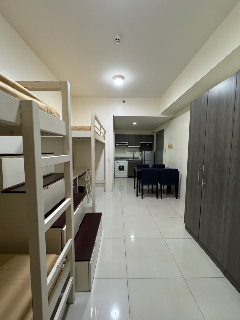 Torre Central 3-Beds Sharing (Category: Apartments & Condos) located in Antipolo. Submitted by BONG.CHUA (Listing ID 1367612824, Image 1). Description: Lease Rate: Php 28,500 inclusive of dues Pax: Good for 3 pax Requirement: school ID 1 more valid ID post dated checks 1 month advance 2 months security deposit * Fully Furnished * 3 Beds Sharing * Half Basketball Court * Function Rooms * Swimming Pool * Gym * Study Area w/ Wifi * Study Hall w/o Wi