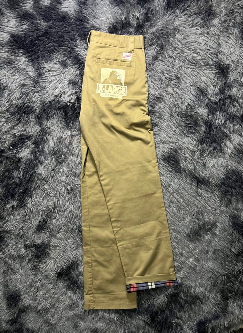 Xlarge chino pants (Category: Jeans) located in Palauig. Submitted by thrifterthriftingthrifted (Listing ID 1367505041, Image 1). Description: 32 waist.